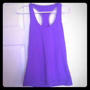 Cropped Lululemon tank